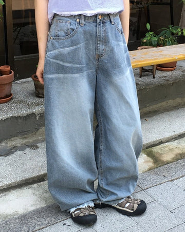 Hacoco Damage Cat Washing Wide Denim Pants